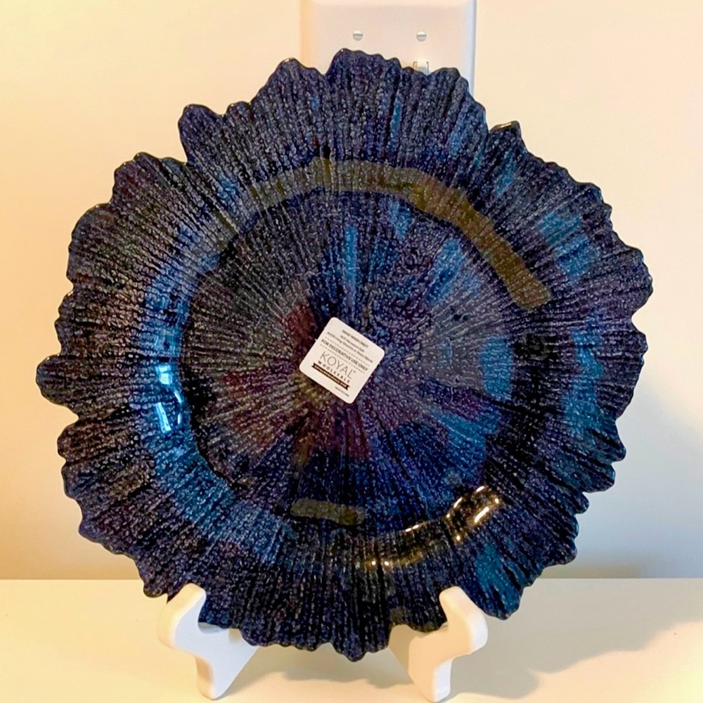 NWT Elegant Blue Decorative Charger Plate